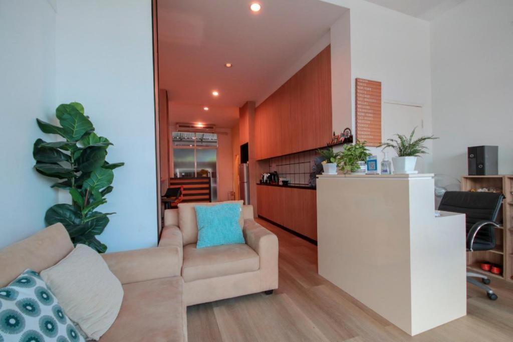 Oyo 1162 Chalong Home Place מראה חיצוני תמונה