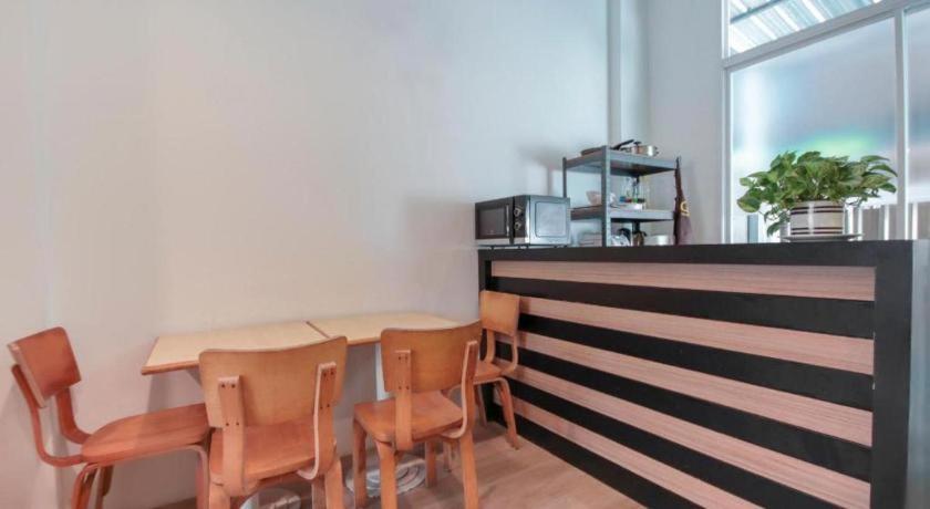 Oyo 1162 Chalong Home Place מראה חיצוני תמונה
