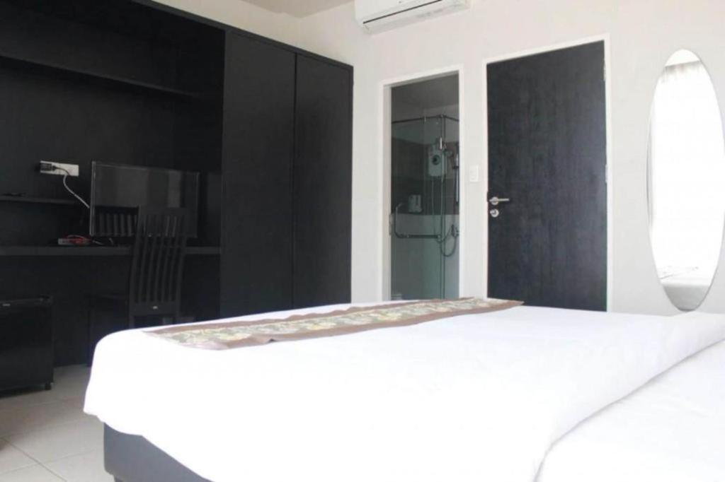 Oyo 1162 Chalong Home Place מראה חיצוני תמונה
